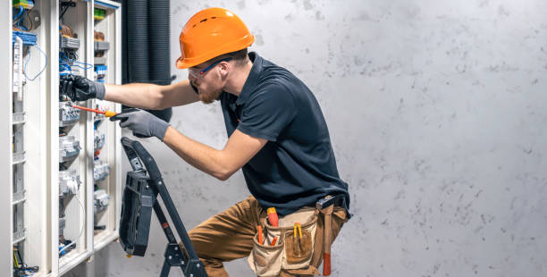 Best Commercial Electrician Services  in Mount Angel, OR