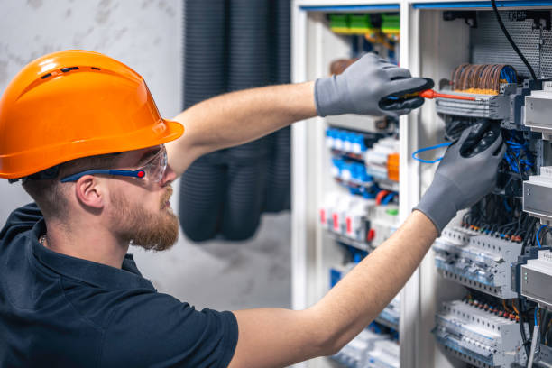 Best Local Electrician Companies  in Mount Angel, OR